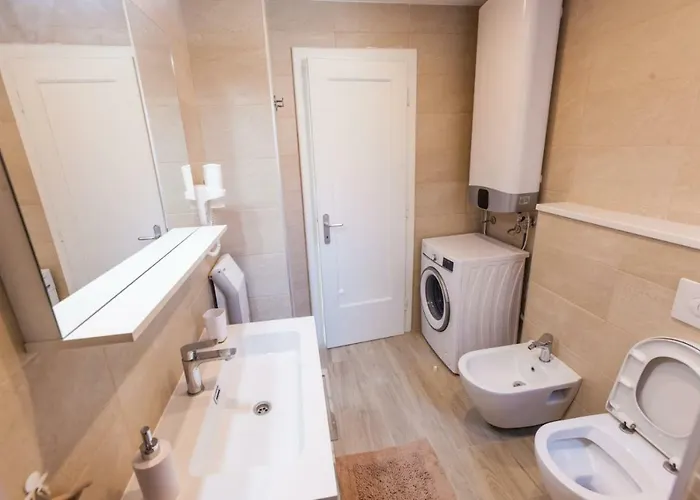 Val Апартаменти Спліт